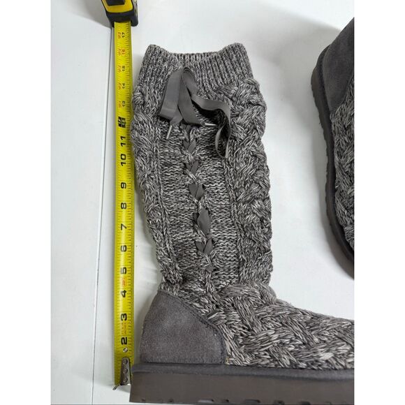UGG Women’s Mahalya Ribbon Tie Cable Knit Boots Size 10 - Picture 10 of 10